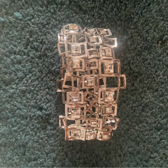 Traci Lynn Expression Bracelet (unisex) - Picture 5 of 7